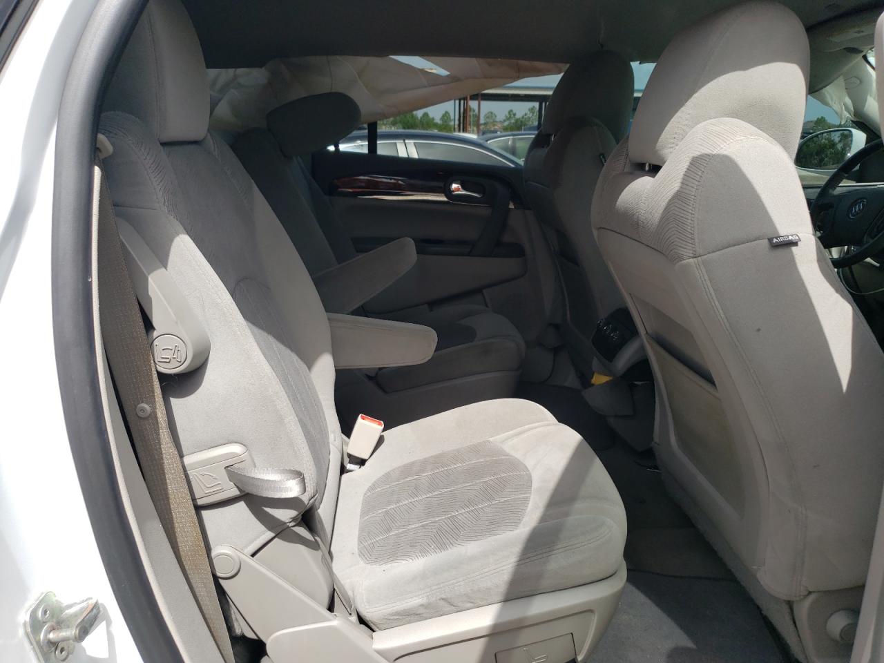 5GAKRAKD2HJ246690 2017 Buick Enclave