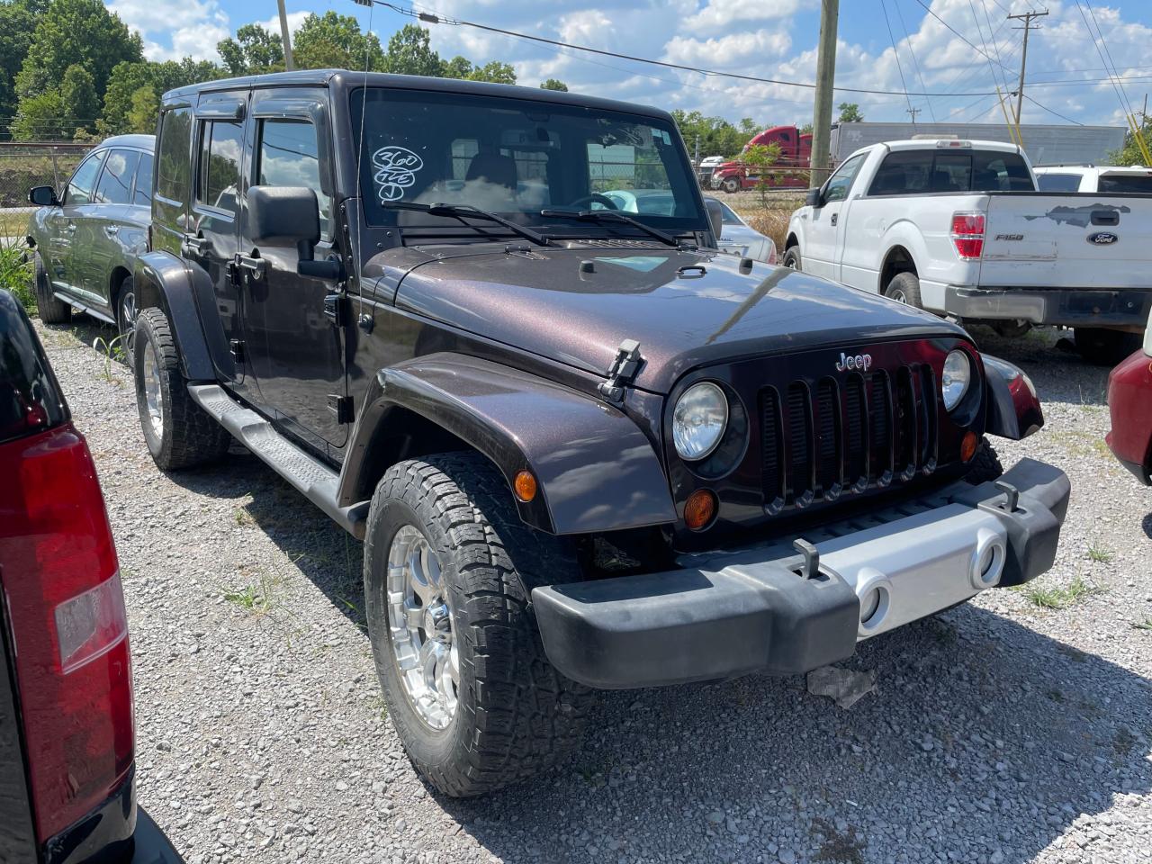 2013 Jeep Wrangler Unlimited Sahara vin: 1C4BJWEG3DL646247