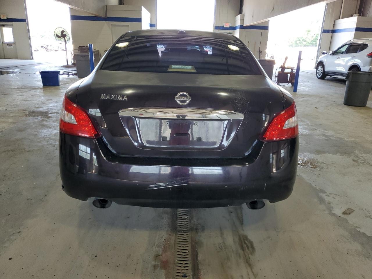 1N4AA5AP5AC810708 2010 Nissan Maxima S