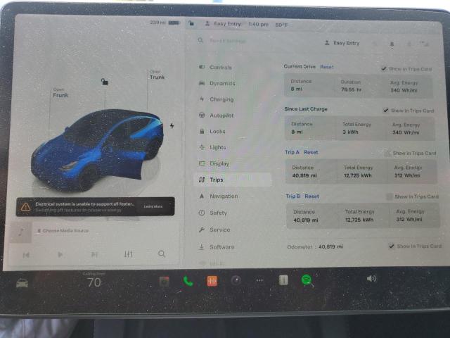 7SAYGDEF6NF364583 Tesla Model Y  9