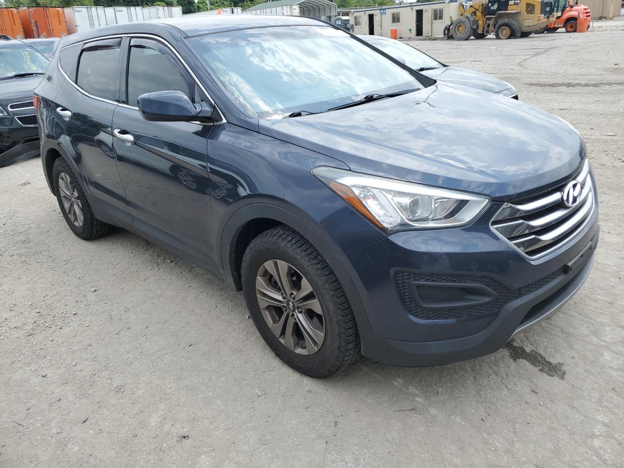 Lot #2738964228 2016 HYUNDAI SANTA FE S