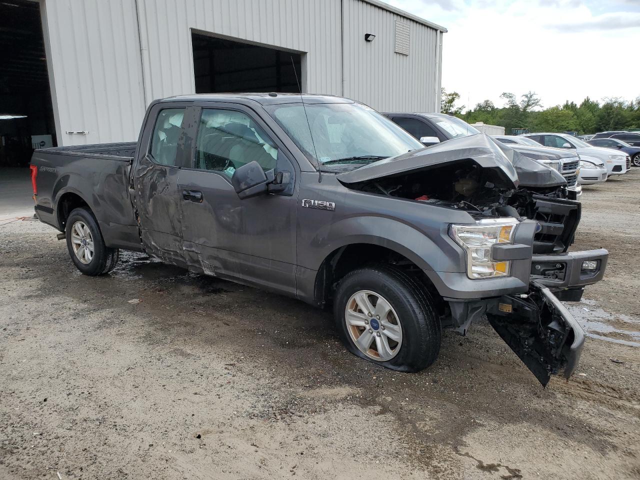 2017 Ford F150 Super Cab vin: 1FTEX1C85HKE06509