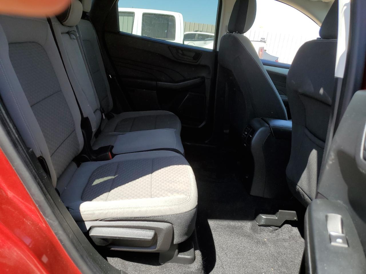 1FMCU9G67NUB91184 2022 Ford Escape Se