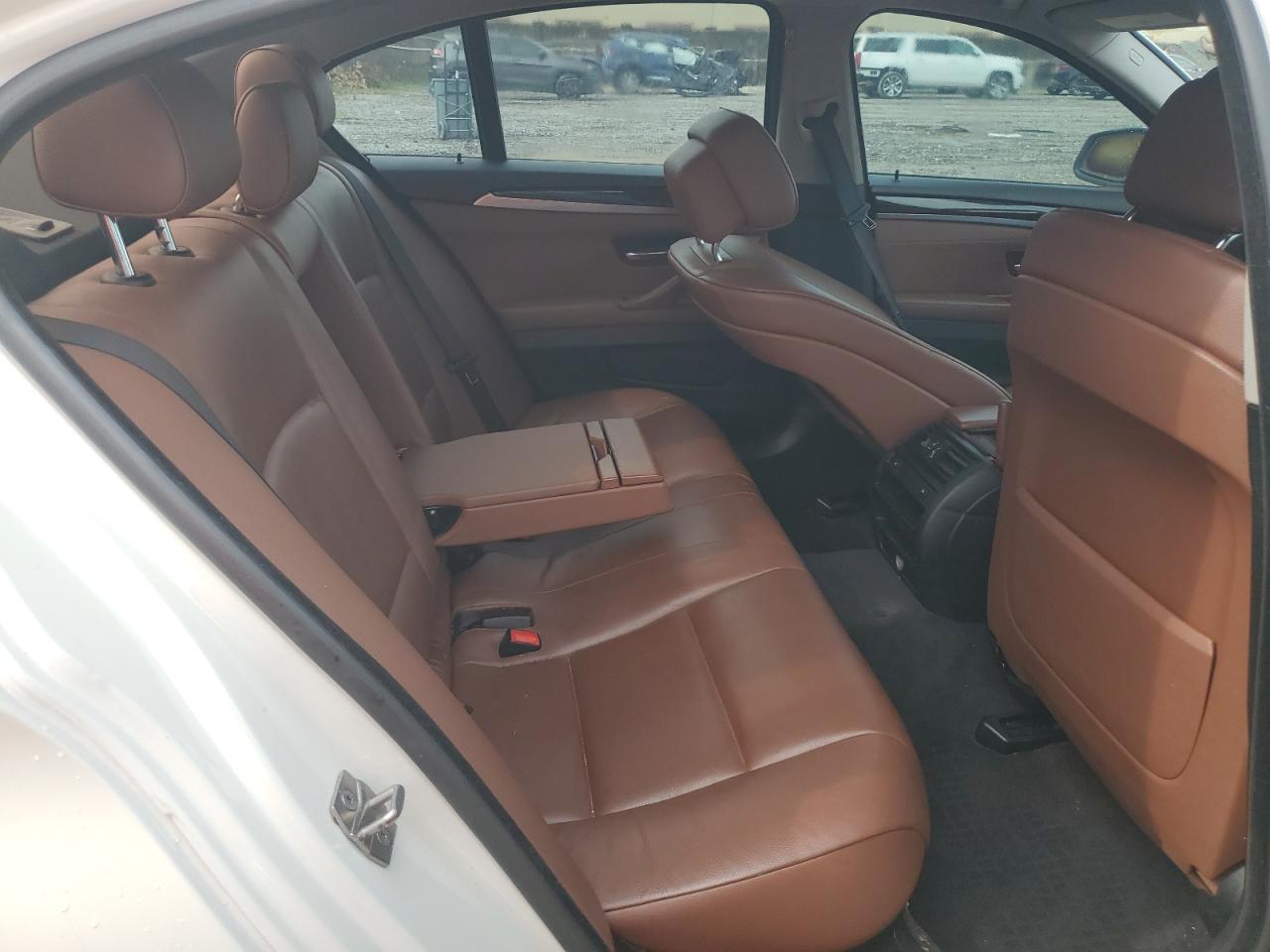 WBAFU7C55DDU66954 2013 BMW 535 Xi