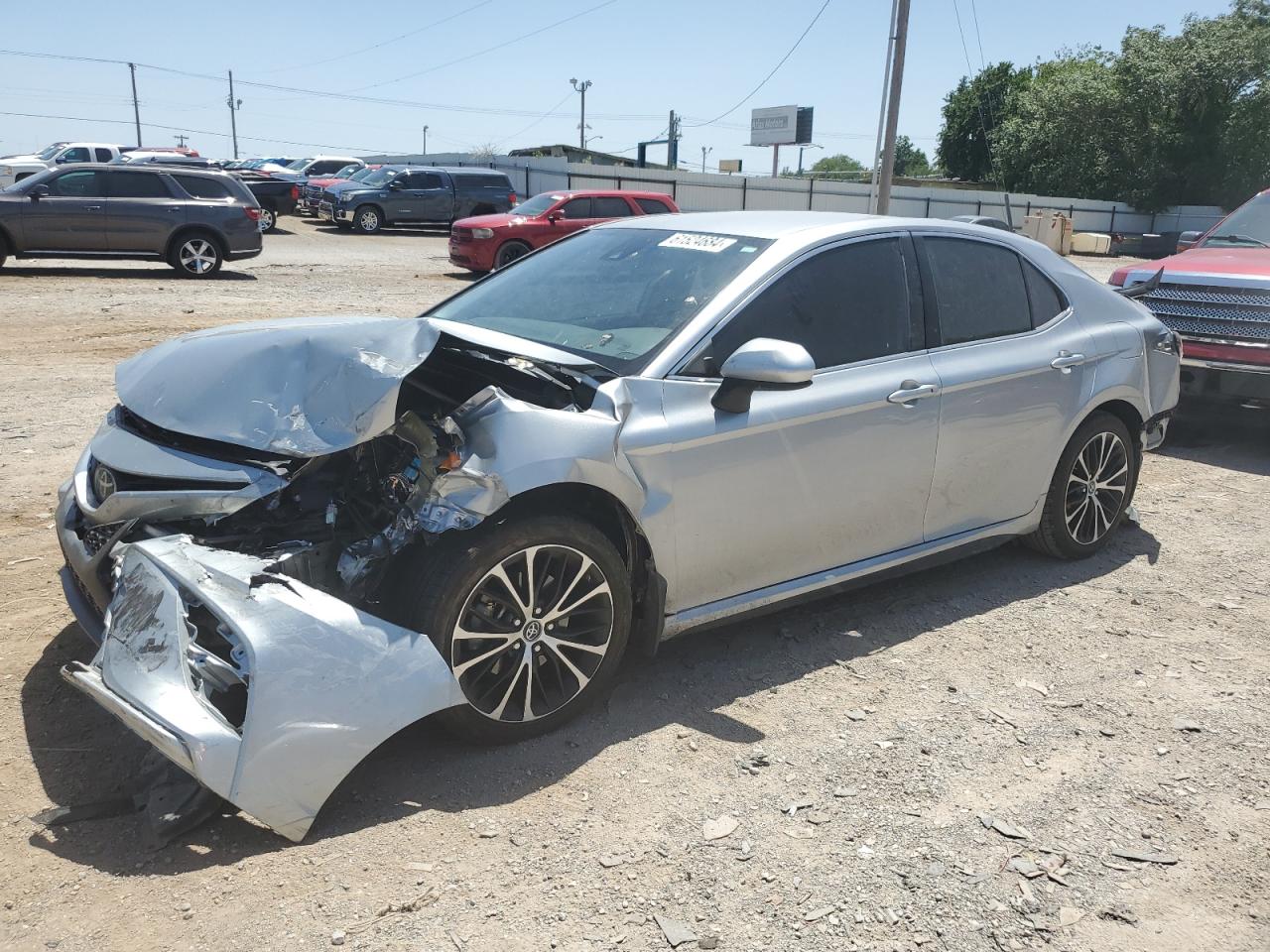 2019 Toyota Camry L vin: 4T1B11HK5KU829820