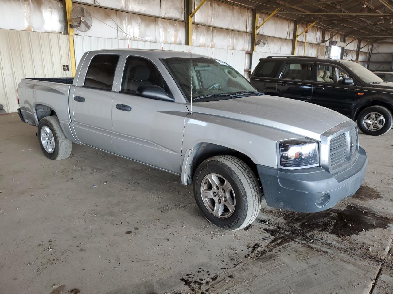 1D7HE28K75S218587 2005 Dodge Dakota Quad