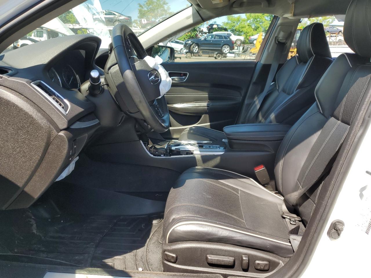 19UUB3F72JA004114 2018 Acura Tlx Advance