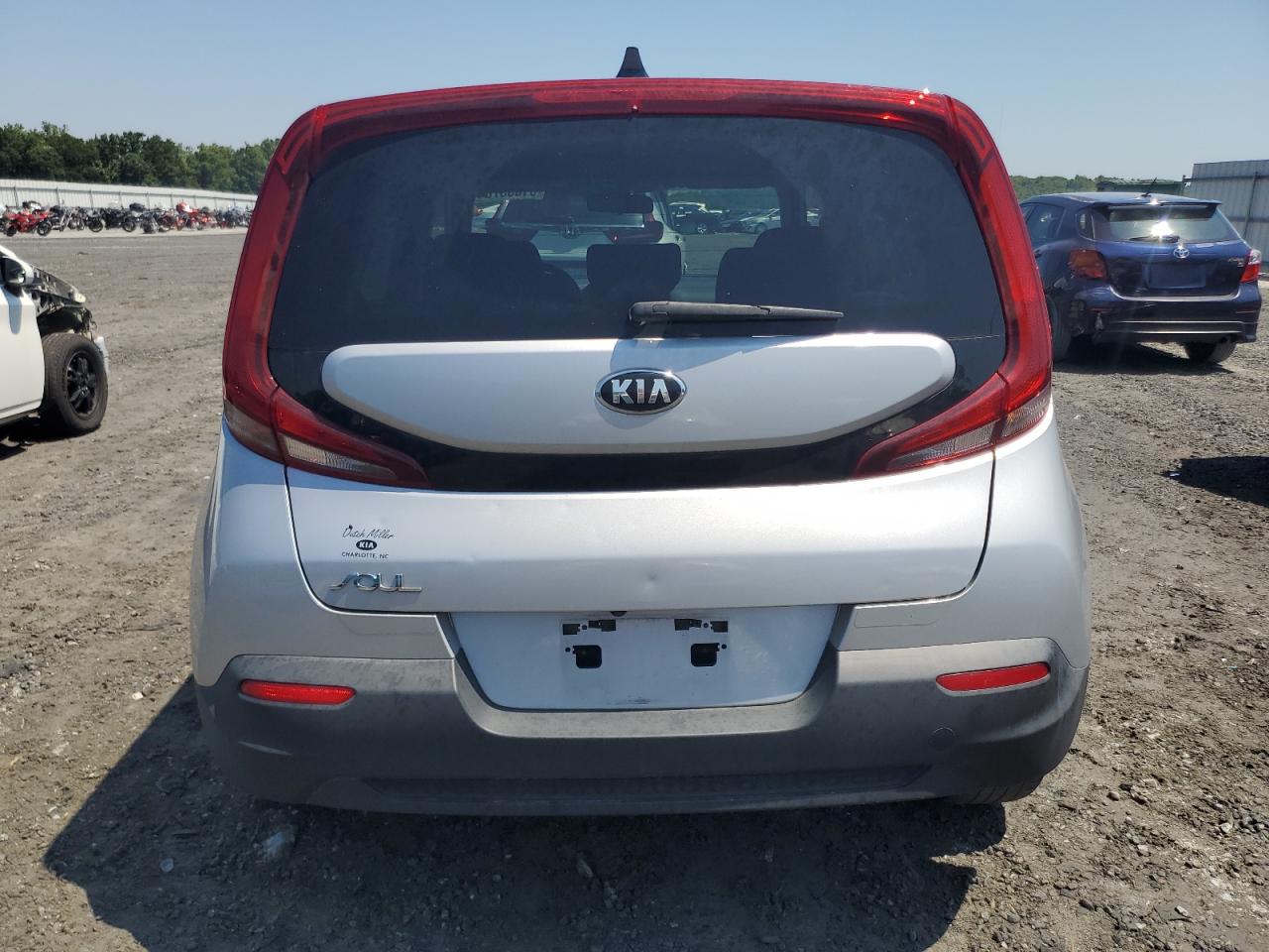 KNDJ23AU3L7071531 2020 Kia Soul Lx