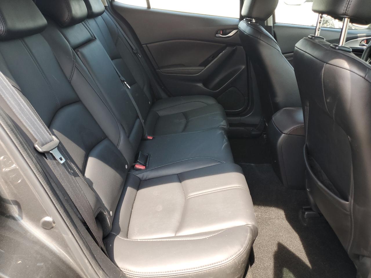 3MZBN1L36JM265488 2018 Mazda 3 Touring