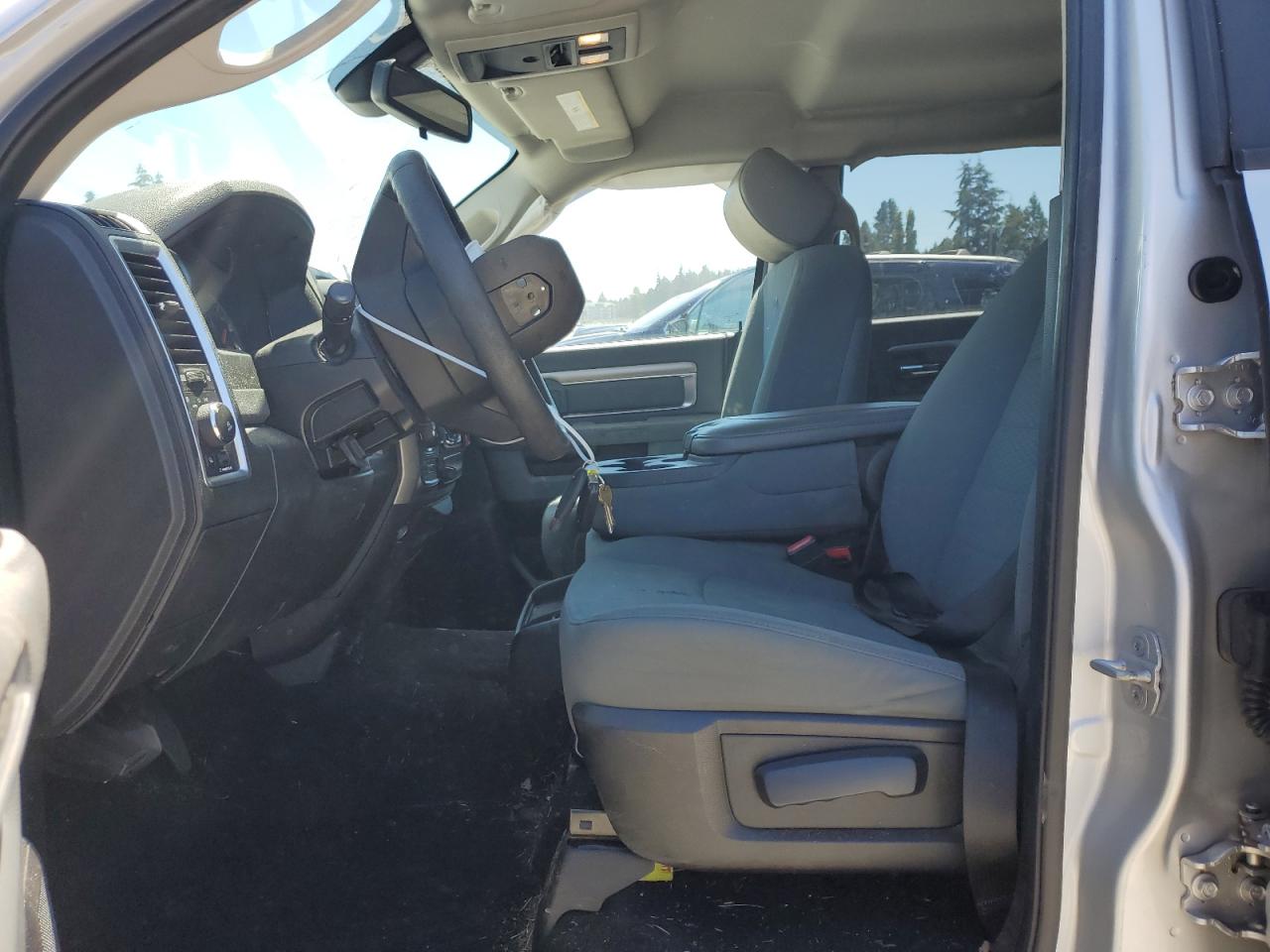 1C6RR7TT0ES280095 2014 Ram 1500 Slt