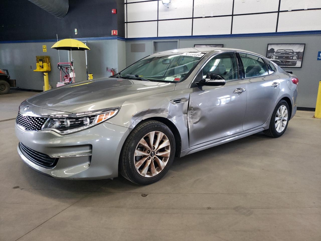 2016 Kia Optima Ex vin: 5XXGU4L30GG040023