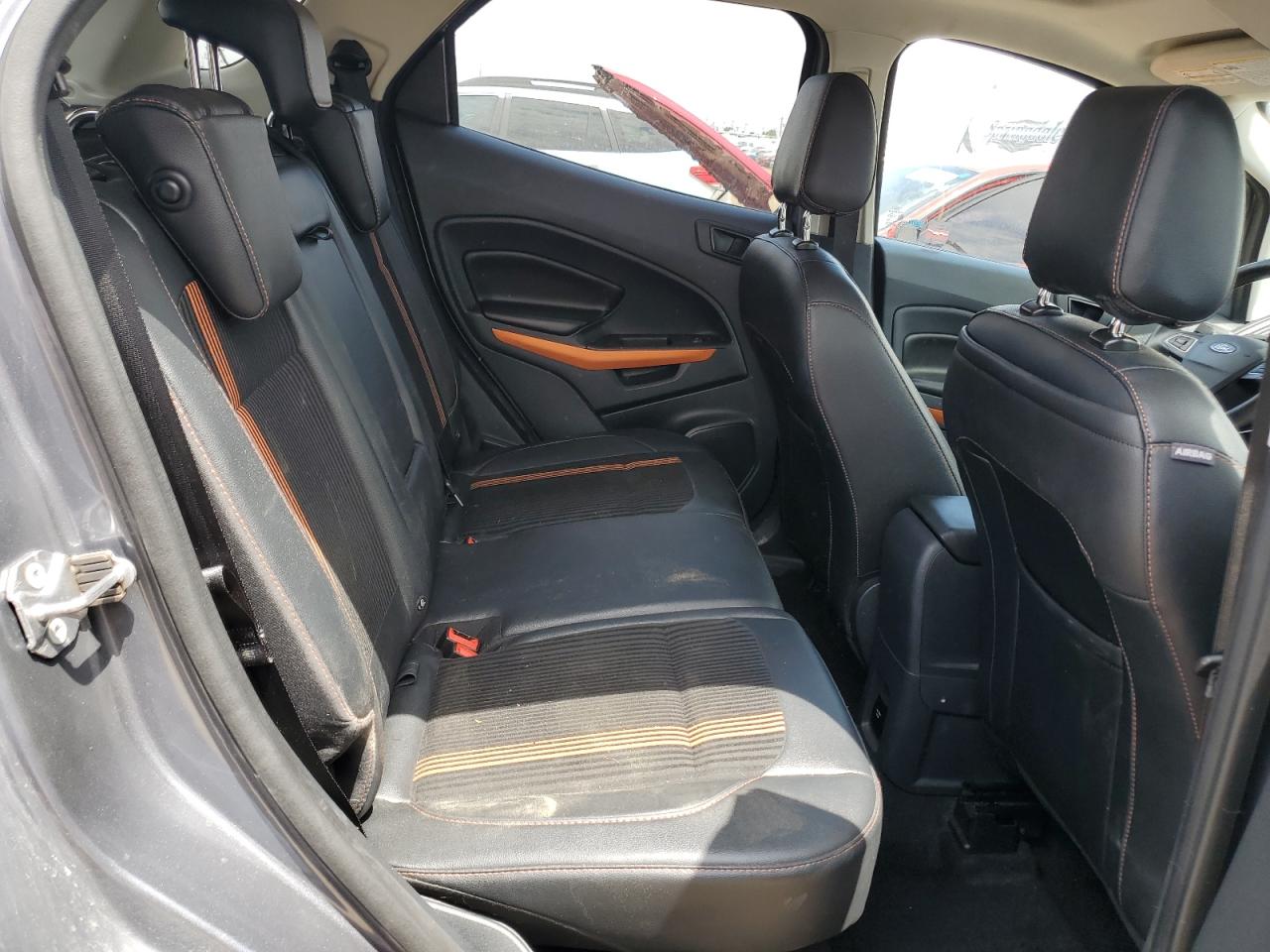 MAJ6P1CL3JC216268 2018 Ford Ecosport Ses