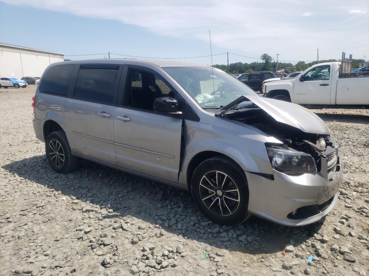 Lot #2826209543 2016 DODGE GRAND CARA