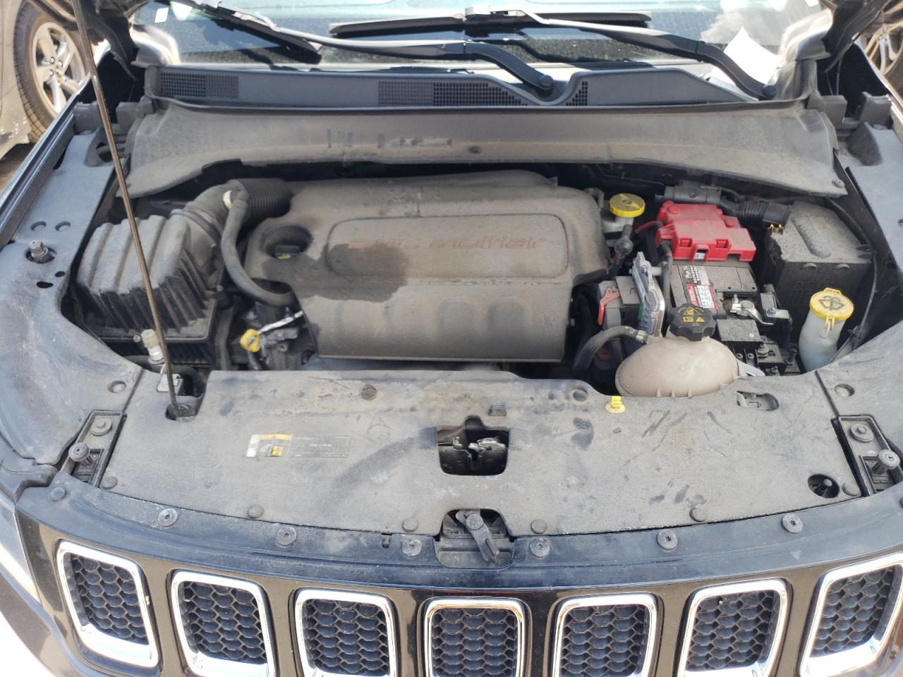 3C4NJDBB9KT850594 2019 Jeep Compass Latitude