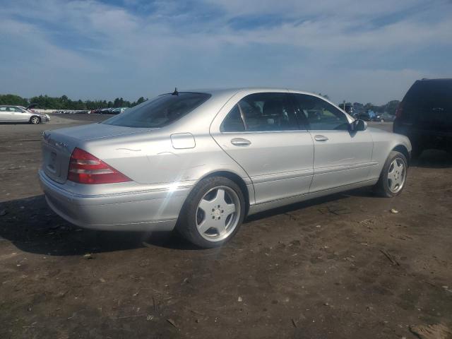 2000 Mercedes-Benz S 500 VIN: WDBNG75J4YA085277 Lot: 61750184