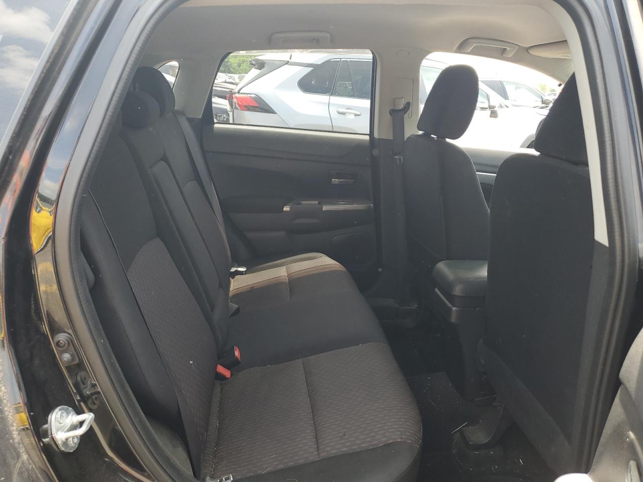 JA4AR3AU8KU026171 2019 Mitsubishi Outlander Sport Es