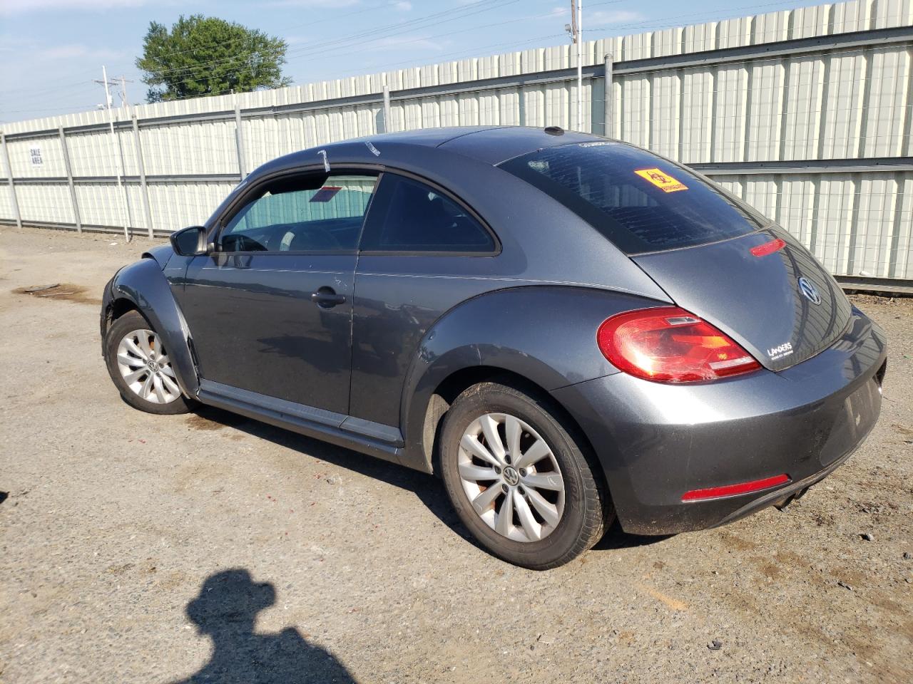 2014 Volkswagen Beetle vin: 3VWF17AT7EM634724