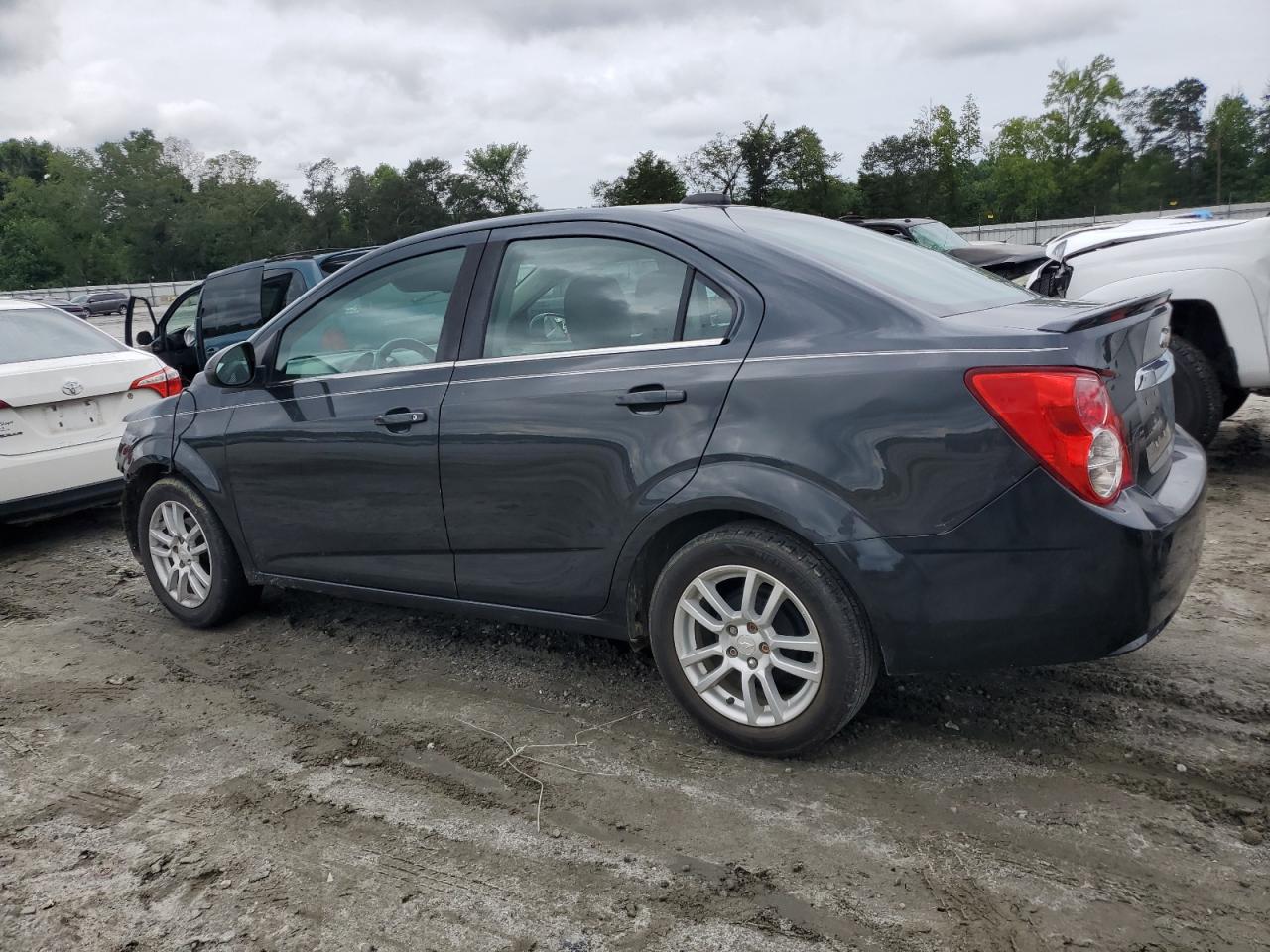 Lot #2952705167 2015 CHEVROLET SONIC LT