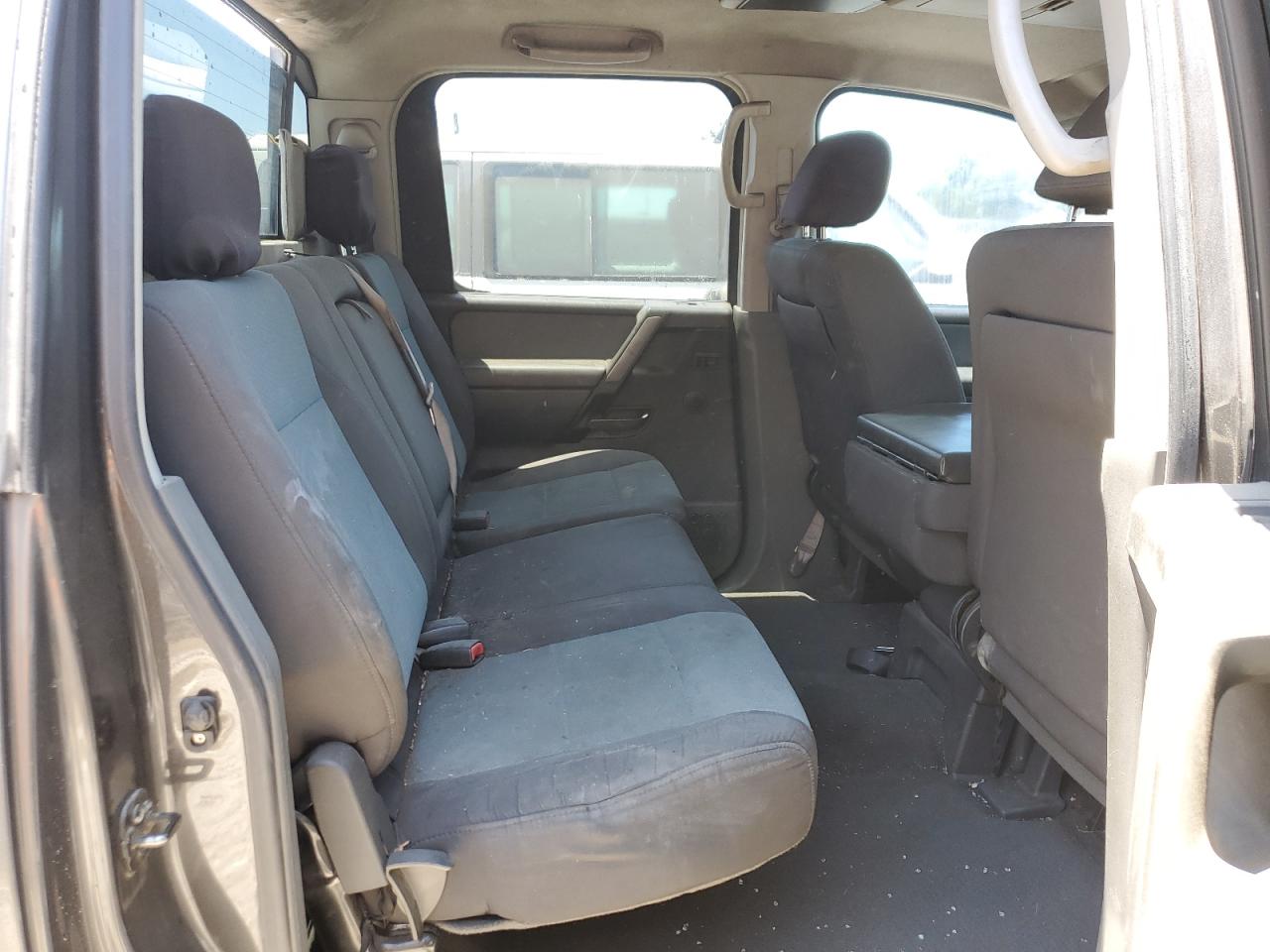 1N6AA07A45N507023 2005 Nissan Titan Xe