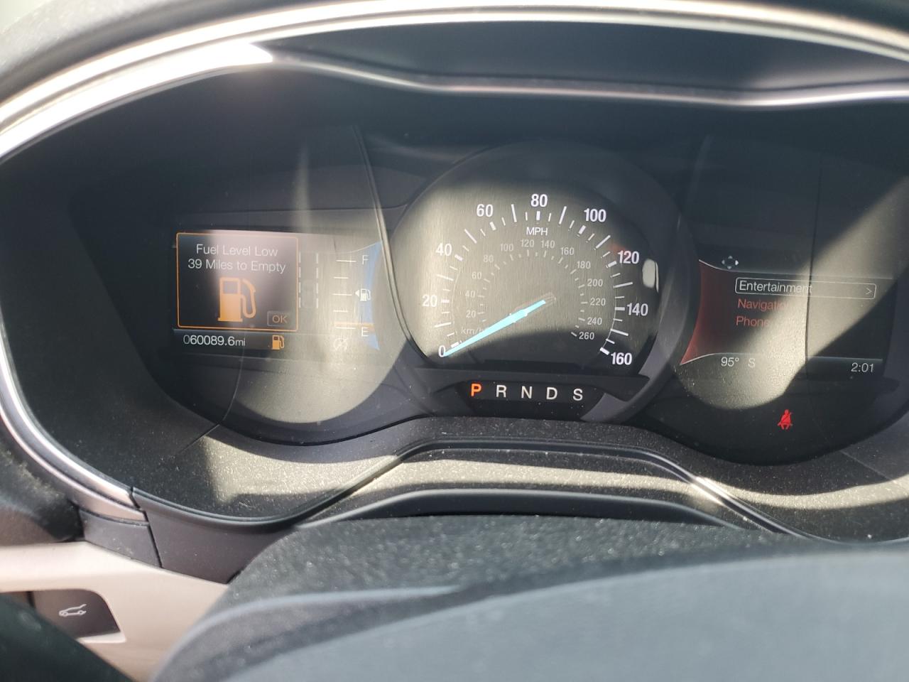 3FA6P0HD9KR159556 2019 Ford Fusion Se