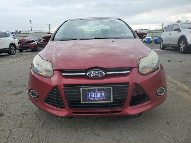 VIN 1FADP3J23EL183985 2014 Ford Focus, Titanium no.5