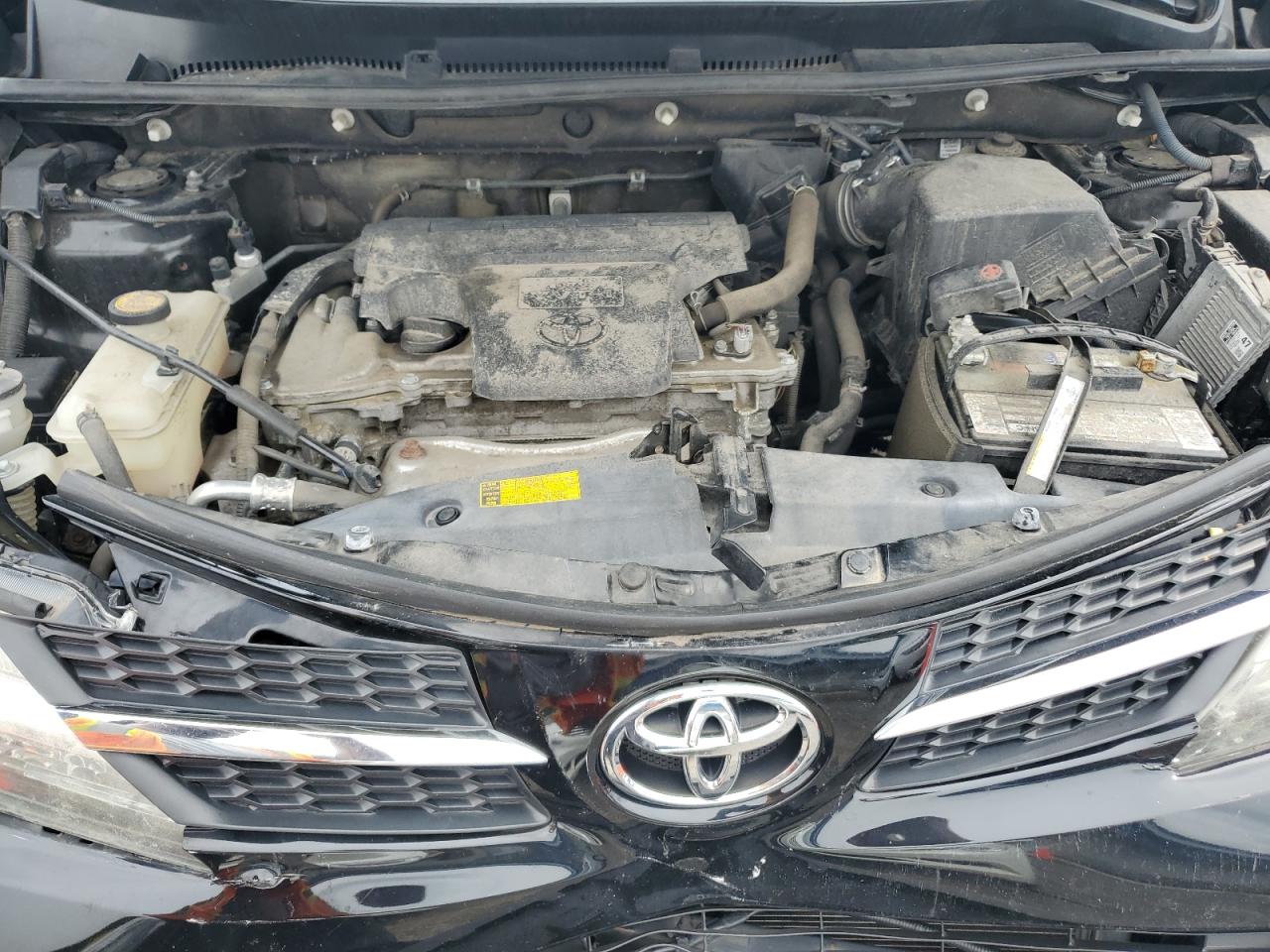 2T3BFREV9FW287794 2015 Toyota Rav4 Le