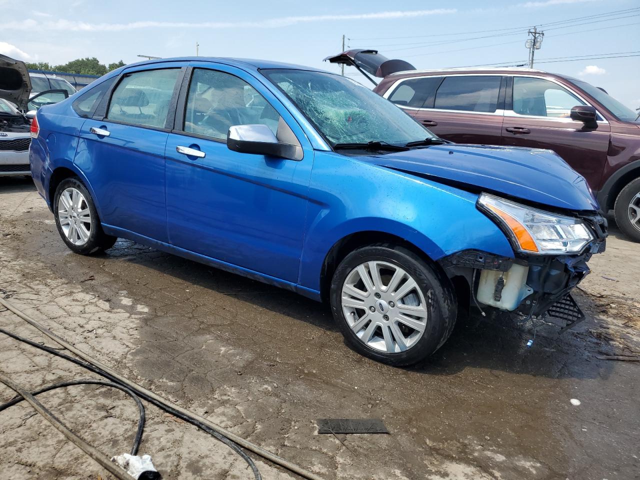 1FAHP3HN2BW201369 2011 Ford Focus Sel