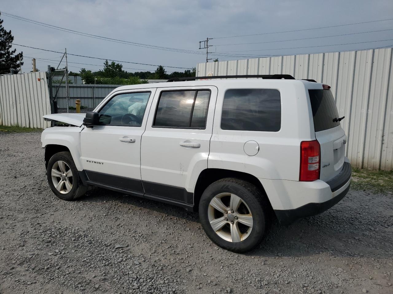 1C4NJRFB3ED760150 2014 Jeep Patriot Latitude 1C4NJRFB3ED760150 2014 Jeep Patriot Latitude