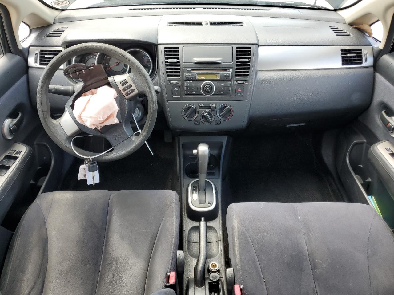 3N1BC13EX8L460412 2008 Nissan Versa S