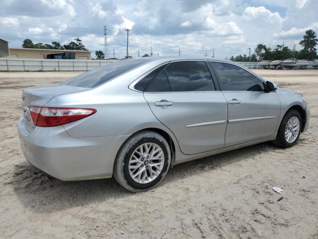 VIN 4T4BF1FK9GR555197 2016 Toyota Camry, LE no.3