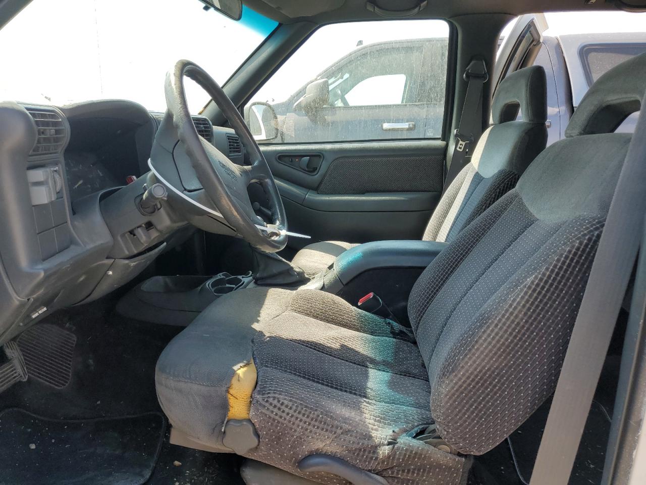 1GKDT13W3V2521051 1997 GMC Jimmy