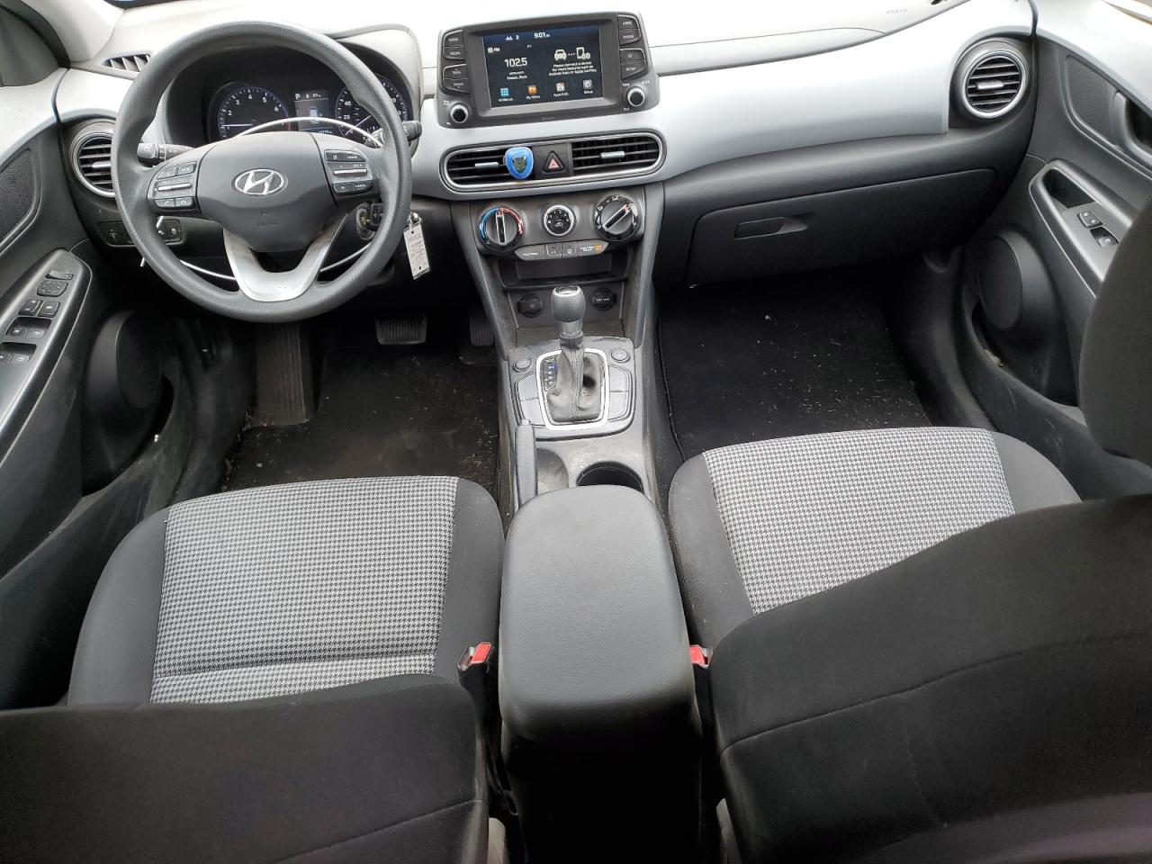 KM8K1CAA7KU374269 2019 Hyundai Kona Se