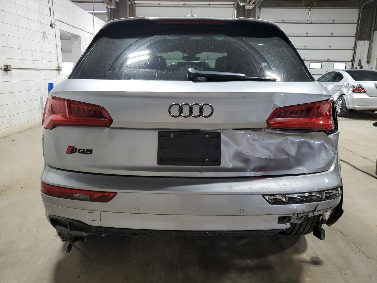 WA1C4AFY8J2025796 2018 Audi Sq5 Prestige