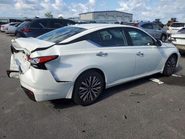 1N4BL4DV7PN408088 Nissan Altima SV 3