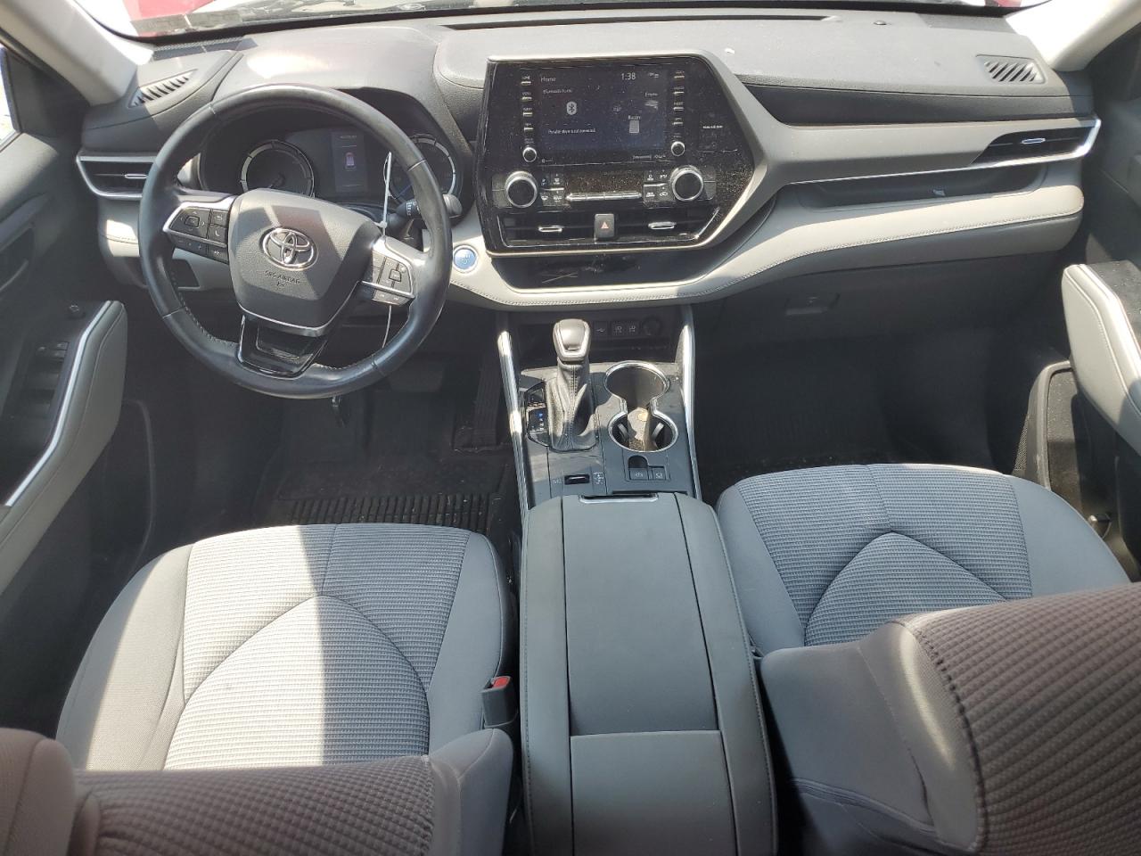 5TDBBRCH1MS527735 2021 Toyota Highlander Hybrid Le