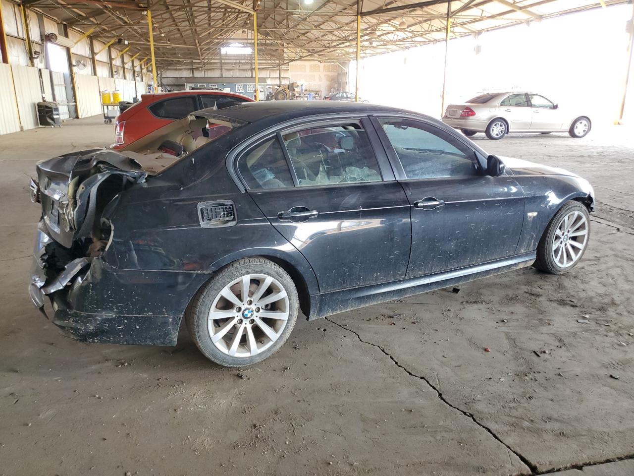 WBAPH7G59BNM58558 2011 BMW 328 I