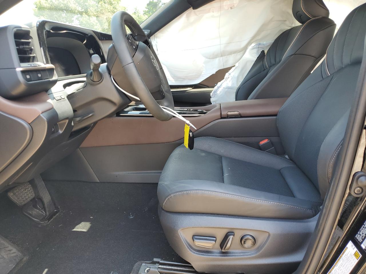 JTDAAAAF0R3021355 2024 Toyota Crown Xle