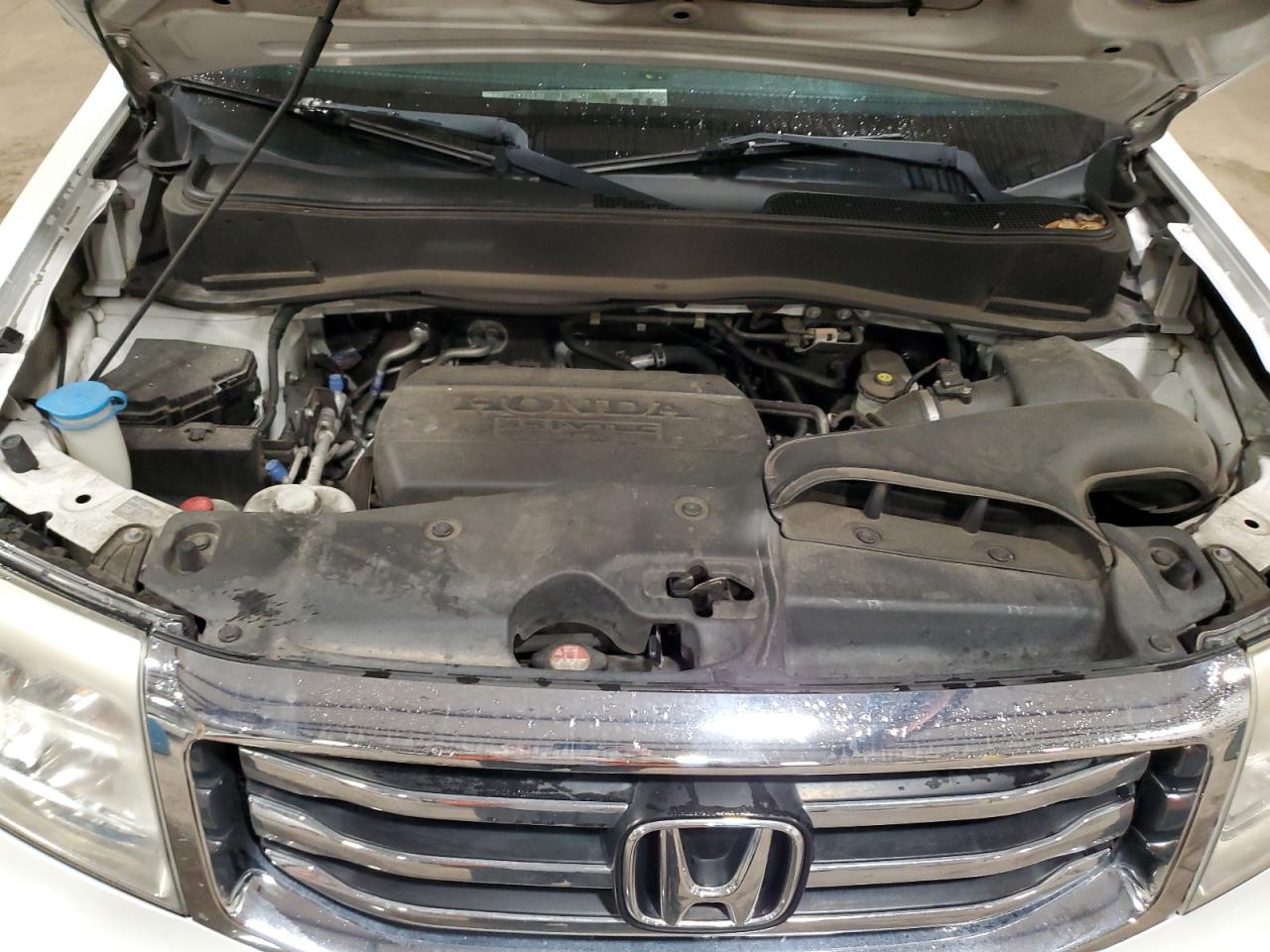 5FNYF3H2XEB026896 2014 Honda Pilot Lx