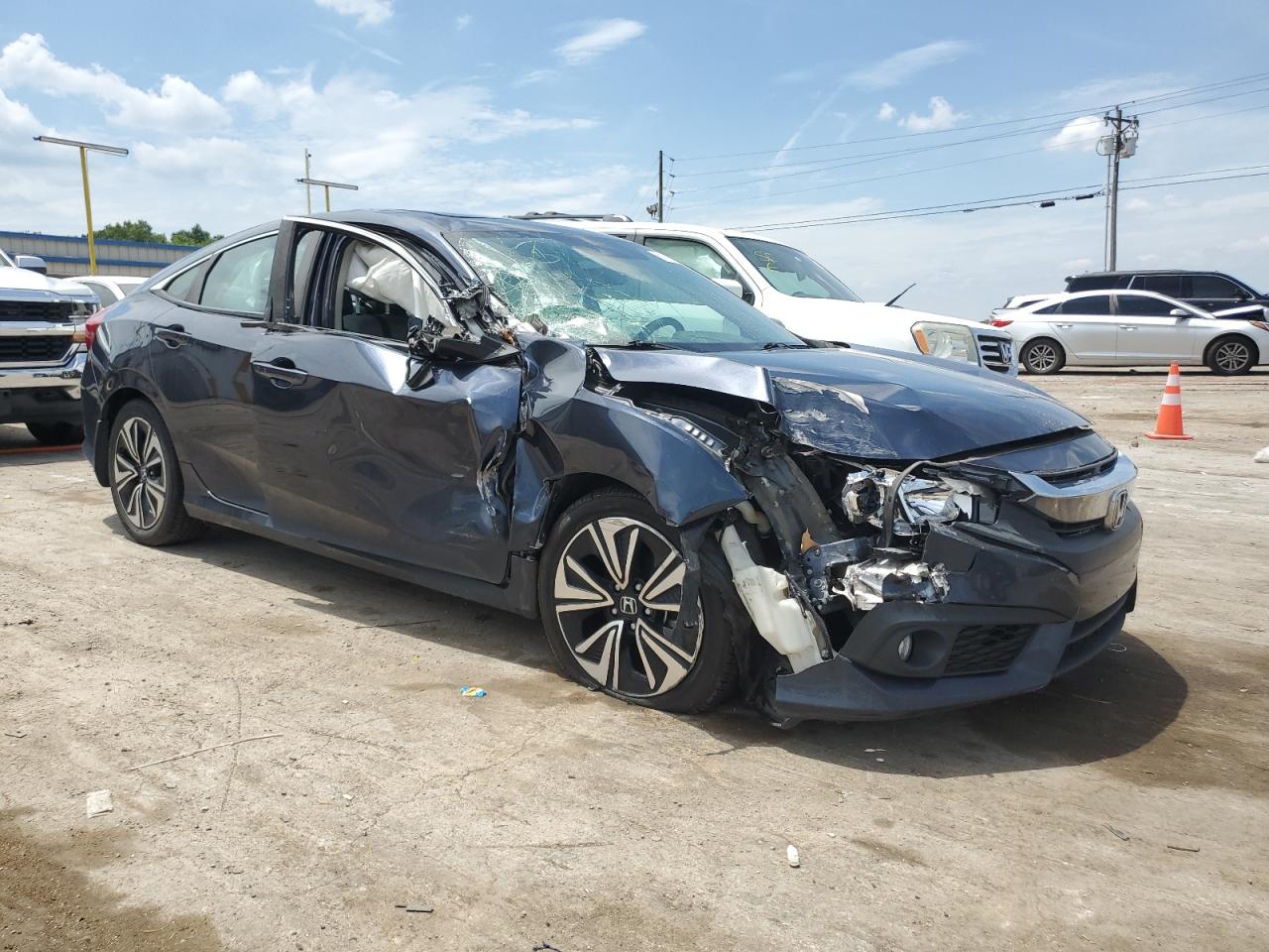 19XFC1F40GE017884 2016 Honda Civic Ex 19XFC1F40GE017884 2016 Honda Civic Ex