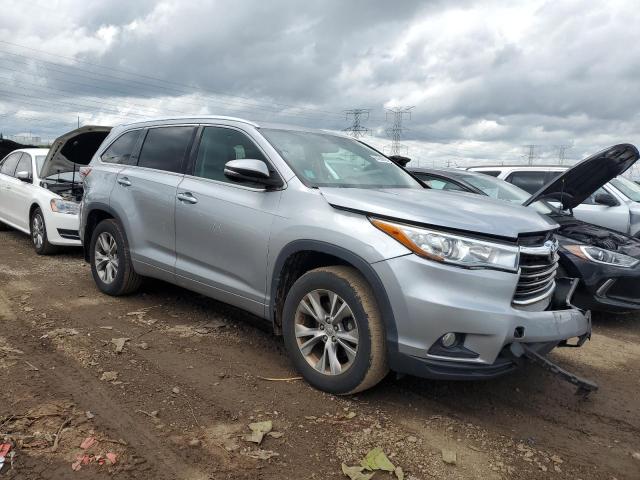 VIN 5TDJKRFH5FS180128 2015 Toyota Highlander, Xle no.4