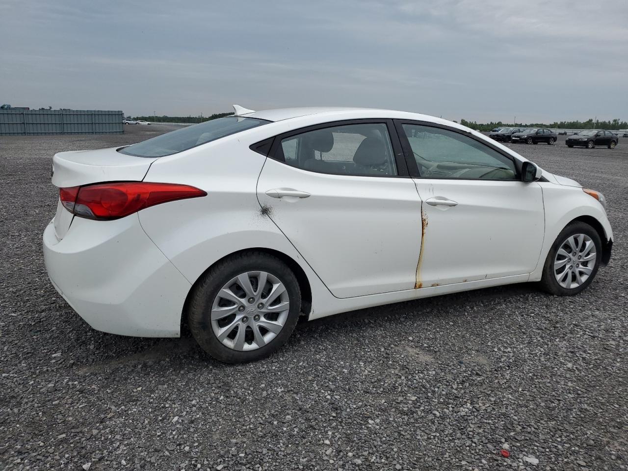 2013 Hyundai Elantra Gls vin: 5NPDH4AEXDH394627