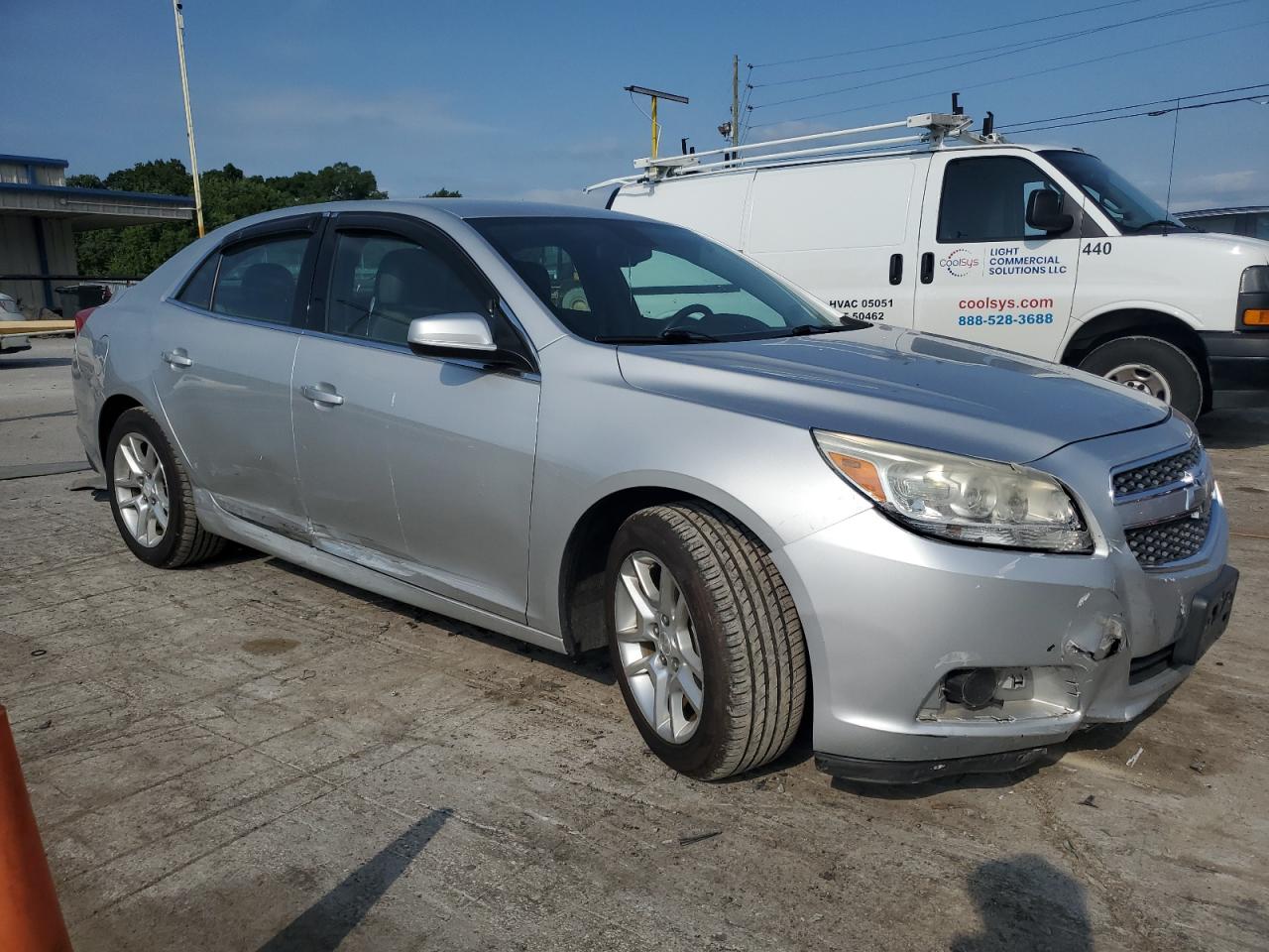 1G11F5RR9DF106721 2013 Chevrolet Malibu 2Lt