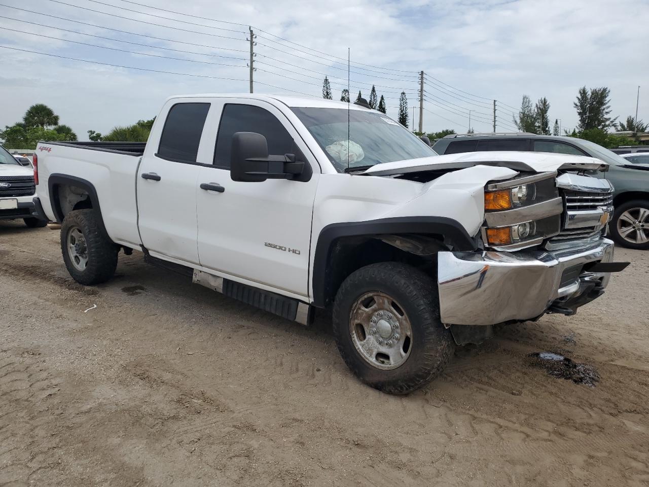 2017 Chevrolet Silverado K2500 Heavy Duty vin: 1GC2KUEG3HZ396447