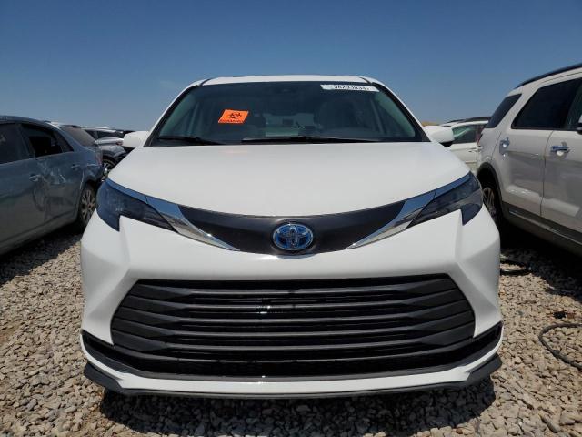 2024 TOYOTA SIENNA LE - 5TDBSKFC2RS117508