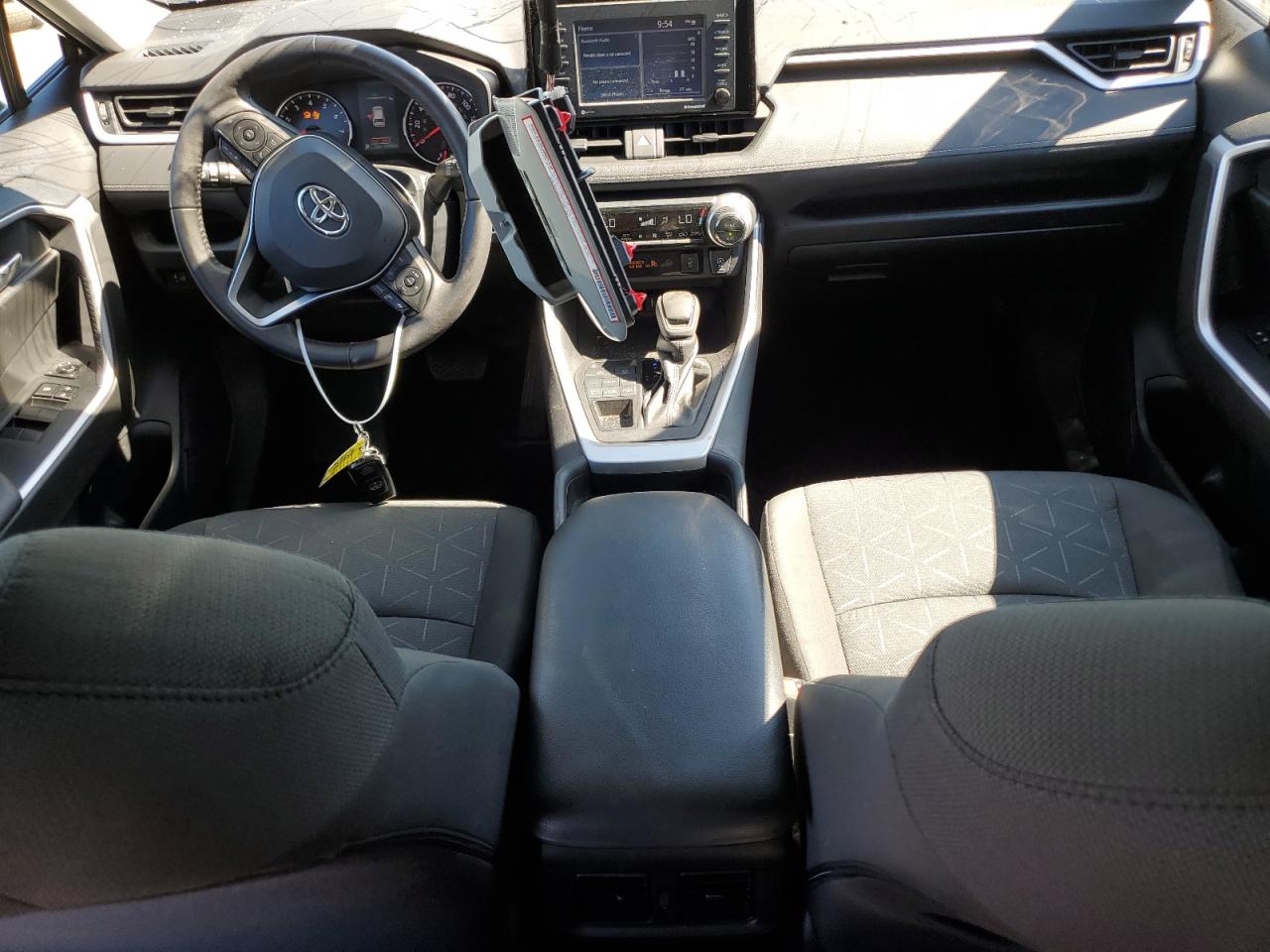 2T3P1RFV8MW230535 2021 Toyota Rav4 Xle