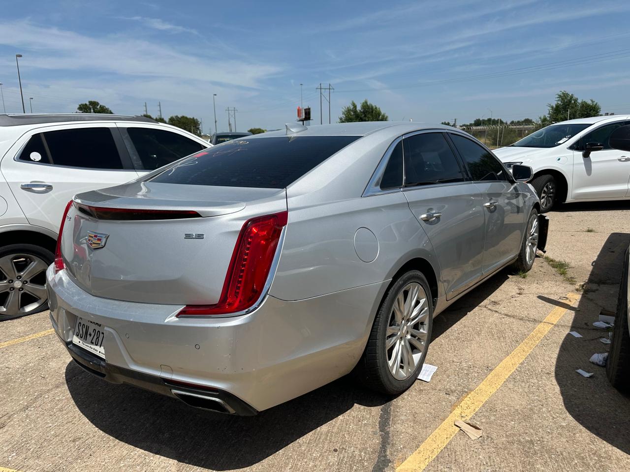 2019 Cadillac Xts Luxury vin: 2G61M5S31K9127297