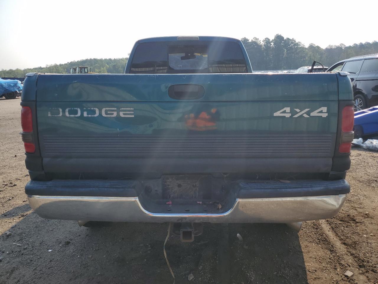 1B7KF23W6XJ552142 1999 Dodge Ram 2500