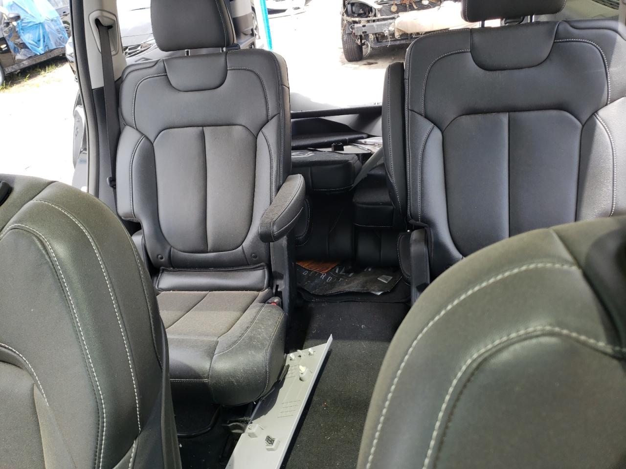 1C4RJKBG6N8504863 2022 Jeep Grand Cherokee L Limited