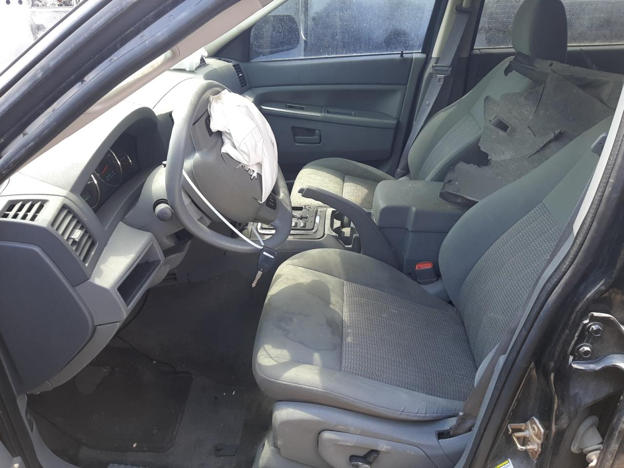 1J8HR48P27C611103 2007 Jeep Grand Cherokee Laredo