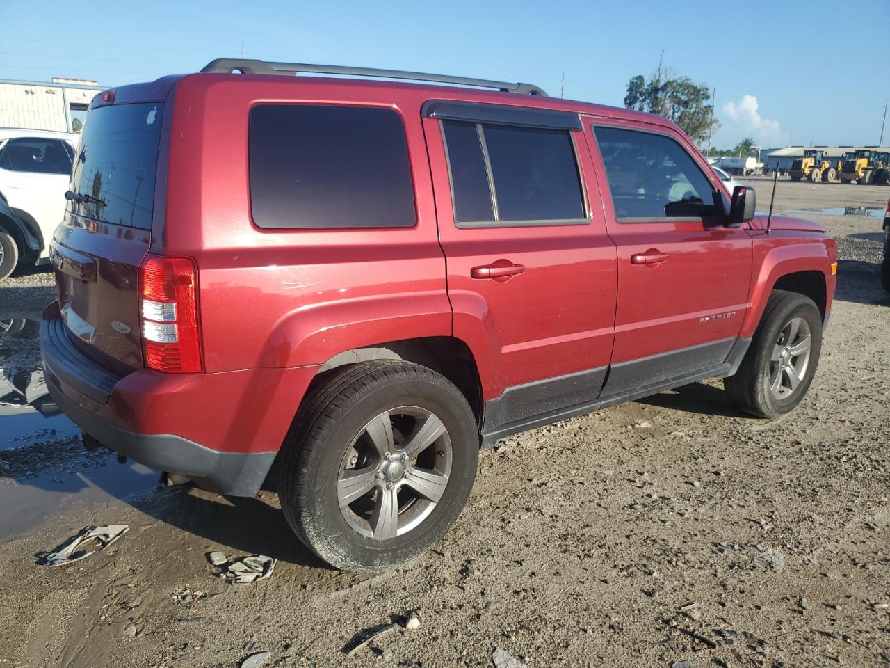 2015 Jeep Patriot Latitude vin: 1C4NJRFB7FD245315